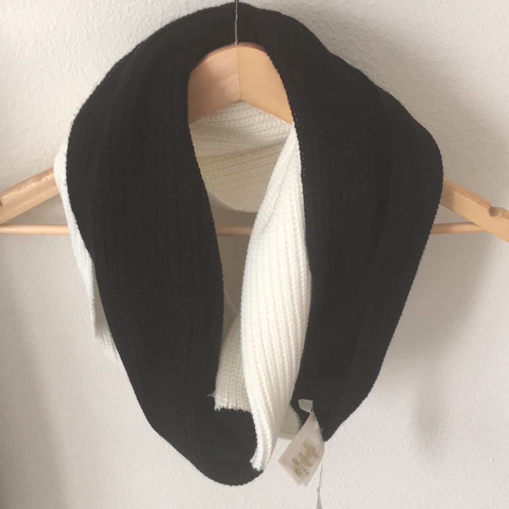 Kate spade scarf 🧣